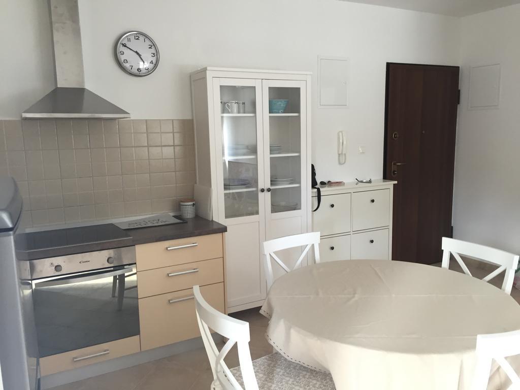 Apartment Maestral Rogač エクステリア 写真